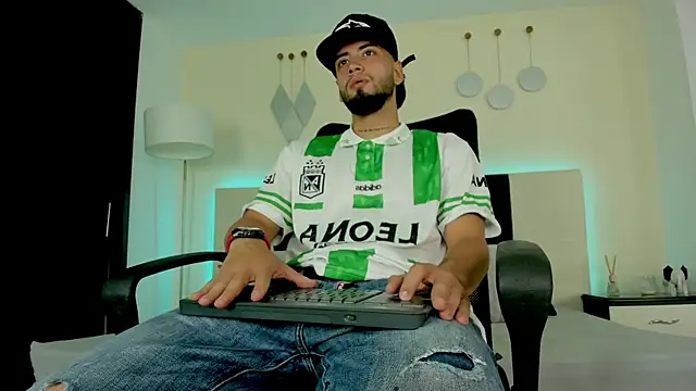 MattDevon online show from 12-01-25, 12:48