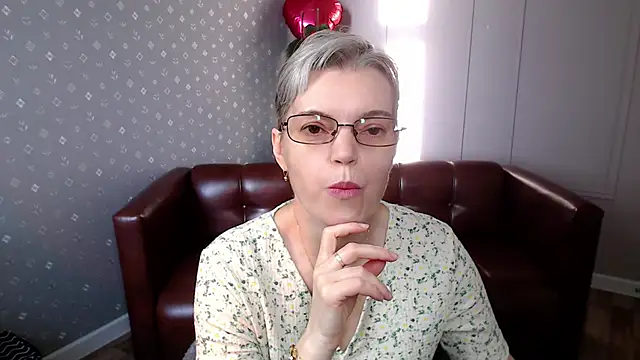 Snapshot of Cutie_Erikaa1 chatting on 04-24-26, 02:14 Cutie Erikaa1 online show from 04-24-26, 02:14