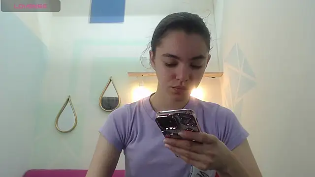 Mia-kalinfa online show from 02-14-25, 03:26