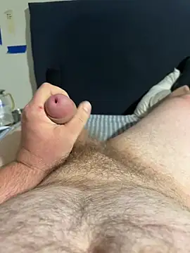 Trucker05 online show from 04-13-26, 03:34