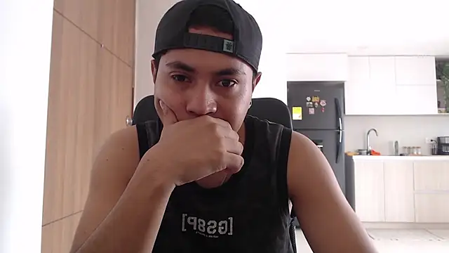 Snapshot of deyzl chatting on 04-08-26, 08:53 deyzl online show from 04-08-26, 08:53