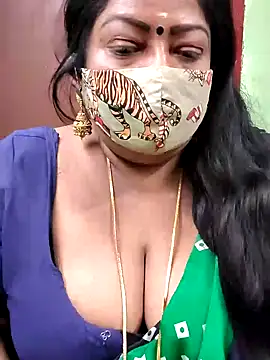 Snapshot of maniisha chatting on 12-22-24, 02:39 maniisha online show from 12-22-24, 02:39