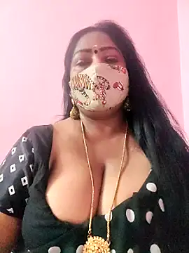 Snapshot of maniisha chatting on 02-25-25, 06:09 maniisha online show from 02-25-25, 06:09