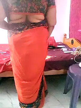 Snapshot of maniisha chatting on 02-27-25, 02:32 maniisha online show from 02-27-25, 02:32