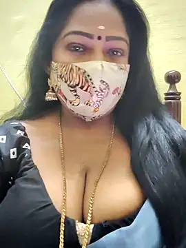 Snapshot of maniisha chatting on 10-03-25, 07:00 maniisha online show from 10-03-25, 07:00