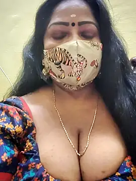 Snapshot of maniisha chatting on 10-12-25, 07:46 maniisha online show from 10-12-25, 07:46