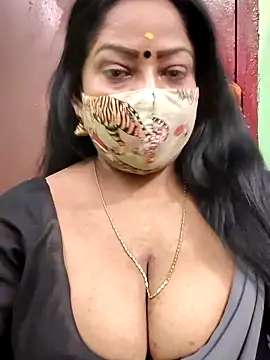 Snapshot of maniisha chatting on 10-16-25, 07:48 maniisha online show from 10-16-25, 07:48