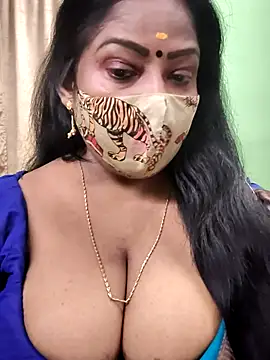 Snapshot of maniisha chatting on 10-22-25, 07:13 maniisha online show from 10-22-25, 07:13