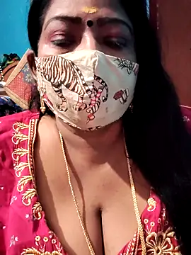 Snapshot of maniisha chatting on 02-05-26, 06:40 maniisha online show from 02-05-26, 06:40