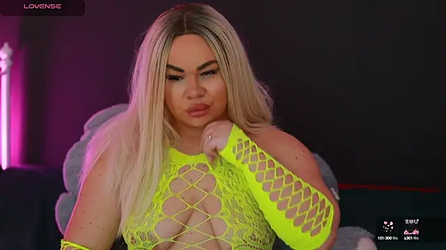 MissLilaa online show from 12-11-24, 08:39