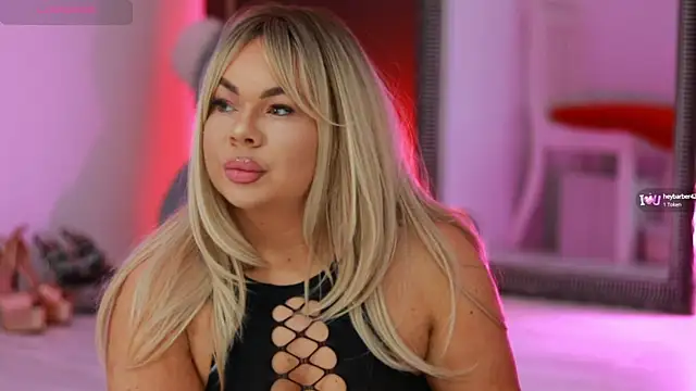 MissLilaa online show from 03-13-25, 05:28