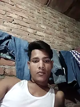 Snapshot of SU6575 chatting on 10-15-25, 06:19 SU6575 online show from 10-15-25, 06:19