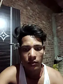 Snapshot of SU6575 chatting on 10-23-25, 03:44 SU6575 online show from 10-23-25, 03:44