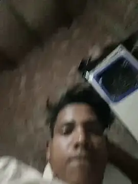 Snapshot of SU6575 chatting on 10-26-25, 04:13 SU6575 online show from 10-26-25, 04:13