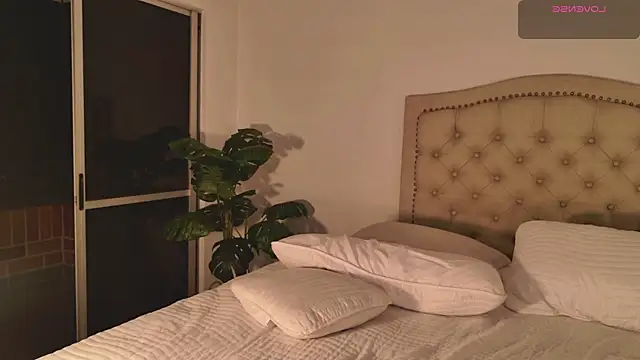 Scarlett grand online show from 10-07-25, 11:24