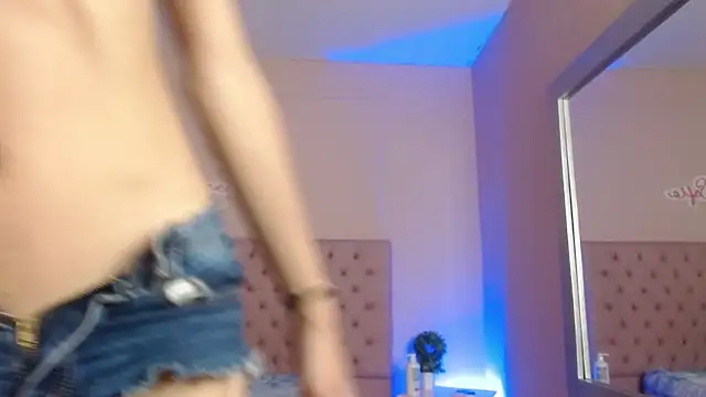 alice sofia online show from 09-14-25, 12:04