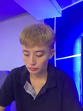 Snapshot of nico_18x chatting on 01-31-25, 05:40 nico 18x online show from 01-31-25, 05:40