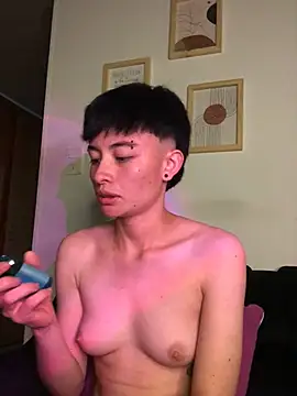 Snapshot of nico_18x chatting on 02-12-25, 11:41 nico 18x online show from 02-12-25, 11:41