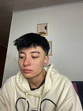 Snapshot of nico_18x chatting on 02-18-25, 10:36 nico 18x online show from 02-18-25, 10:36