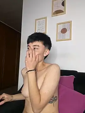 Snapshot of nico_18x chatting on 03-03-25, 11:24 nico 18x online show from 03-03-25, 11:24