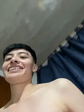 Snapshot of nico_18x chatting on 03-04-25, 02:27 nico 18x online show from 03-04-25, 02:27