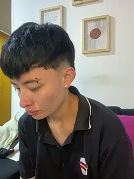 Snapshot of nico_18x chatting on 03-05-25, 02:14 nico 18x online show from 03-05-25, 02:14