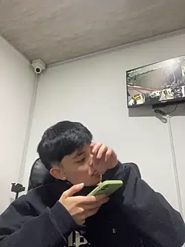 Snapshot of nico_18x chatting on 03-15-25, 02:14 nico 18x online show from 03-15-25, 02:14