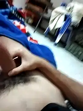 Snapshot of Imtoop22cm chatting on 10-05-25, 01:15 Imtoop22cm online show from 10-05-25, 01:15