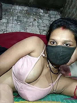 Snapshot of Hoty_girl_143 chatting on 05-10-26, 02:50 Hoty girl 143 online show from 05-10-26, 02:50