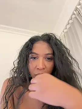 IamCrystal2 online show from 05-16-26, 01:02