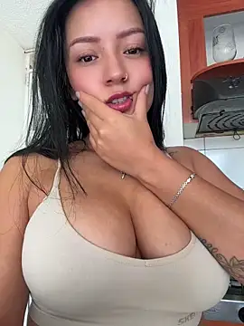 missycanoo online show from 05-18-26, 03:29