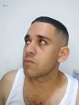 Snapshot of CRISTHIAN_GREY01 chatting on 01-21-25, 05:38 CRISTHIAN GREY01 online show from 01-21-25, 05:38