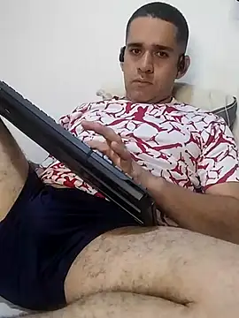 Snapshot of CRISTHIAN_GREY01 chatting on 02-16-25, 07:05 CRISTHIAN GREY01 online show from 02-16-25, 07:05