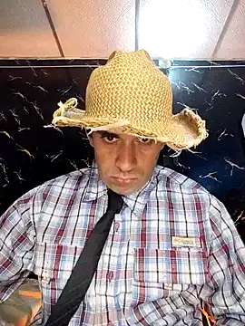 Snapshot of CRISTHIAN_GREY01 chatting on 01-31-26, 07:11 CRISTHIAN GREY01 online show from 01-31-26, 07:11