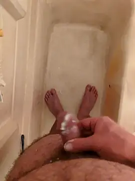 Snapshot of Cuminmyhands90 chatting on 03-28-26, 08:36 Cuminmyhands90 online show from 03-28-26, 08:36