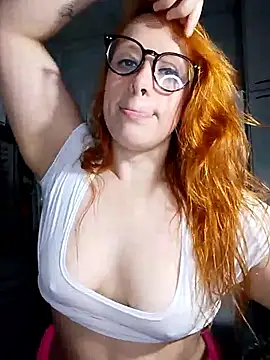 Snapshot of Bellatriz-horse chatting on 12-05-25, 04:10 Bellatriz-horse online show from 12-05-25, 04:10