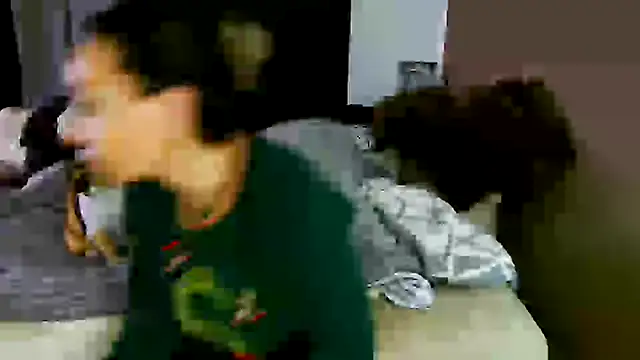 Snapshot of snowpanter chatting on 02-05-25, 07:20 snowpanter online show from 02-05-25, 07:20