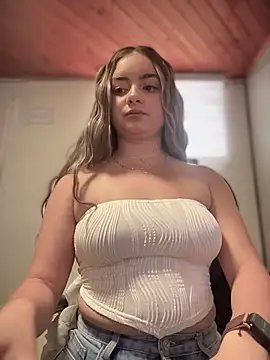 imlindapink online show from 10-24-25, 05:31