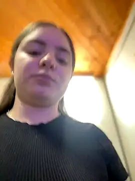 imlindapink online show from 11-22-25, 06:51