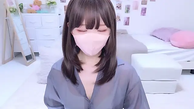 328 mitsuha online show from 11-09-25, 11:19