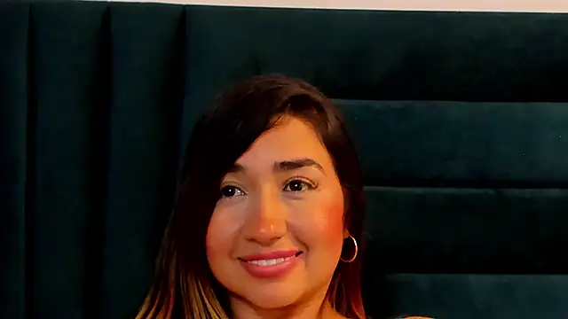 LisaWhite  online show from 03-05-25, 04:56