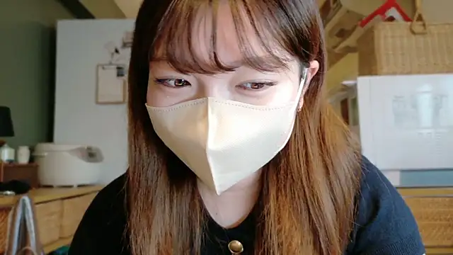 Snapshot of _Yui_ chatting on 09-28-25, 07:58 Yui online show from 09-28-25, 07:58