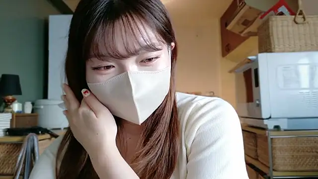 Snapshot of _Yui_ chatting on 09-29-25, 07:13 Yui online show from 09-29-25, 07:13