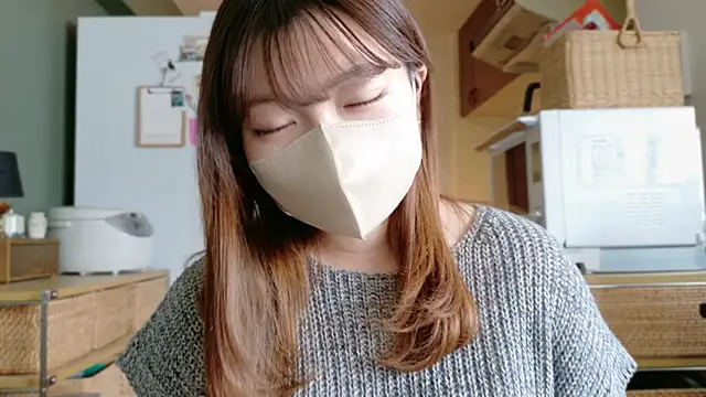 Snapshot of _Yui_ chatting on 10-07-25, 03:36 Yui online show from 10-07-25, 03:36