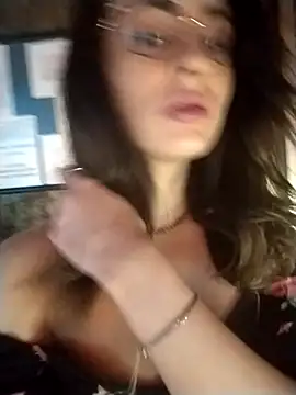 Snapshot of saidaskye chatting on 02-19-25, 06:21 saidaskye online show from 02-19-25, 06:21