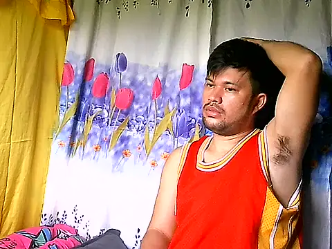 Snapshot of HairyHottestpinoyHandsome chatting on 05-22-26, 02:40 HairyHottestpinoyHandsome online show from 05-22-26, 02:40