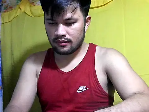 Snapshot of HairyHottestpinoyHandsome chatting on 05-28-26, 01:41 HairyHottestpinoyHandsome online show from 05-28-26, 01:41