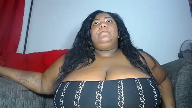 Snapshot of bustyboobsperver chatting on 02-22-25, 12:16 bustyboobsperver online show from 02-22-25, 12:16