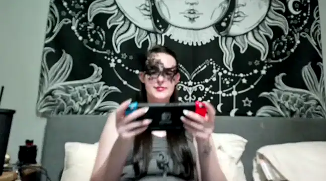 LexiSnowUK online show from 02-20-25, 11:21