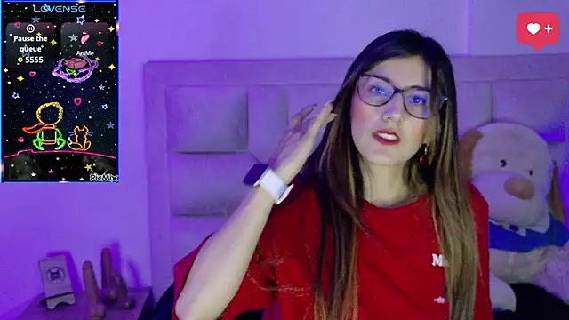  jade white  online show from 04-09-26, 12:21